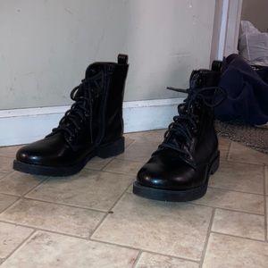 Black tie up Combat Boots